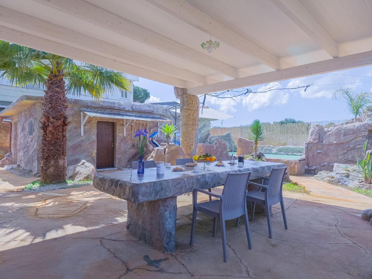 Villa Oasi Nelle Rocce Con Piscina Privata *